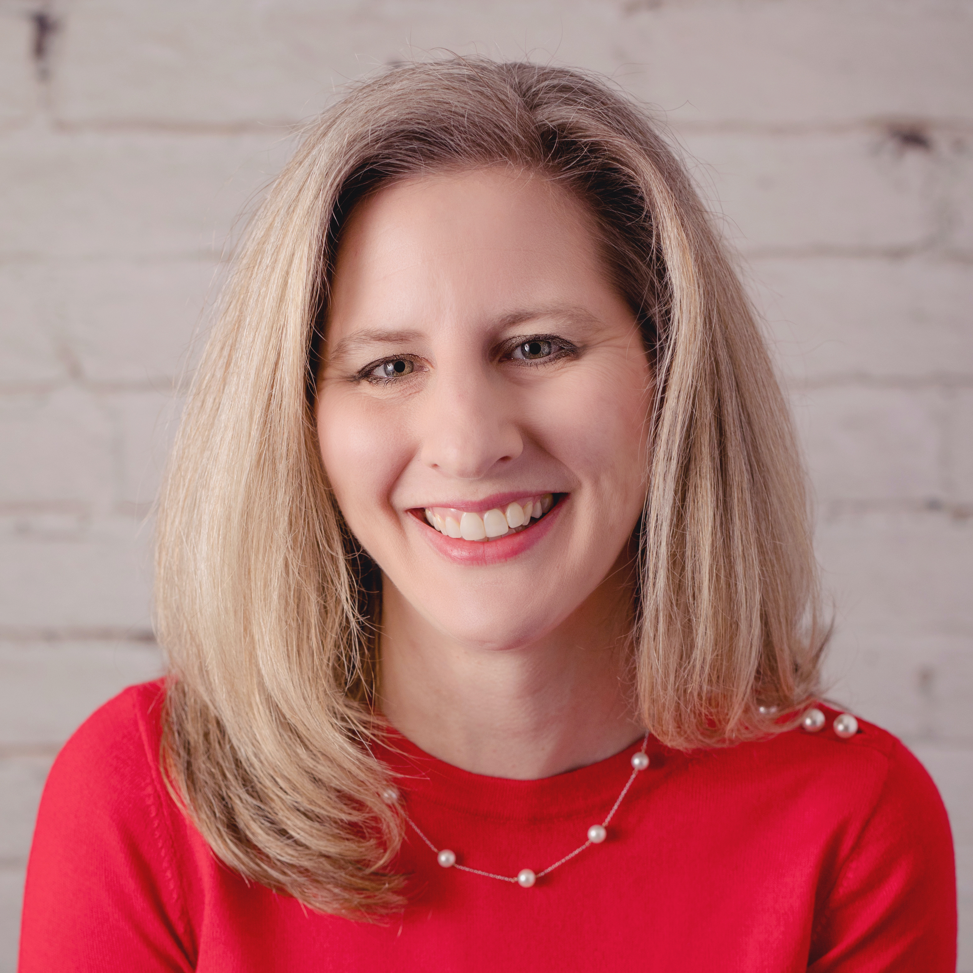 Headshot of Stephanie Recchia